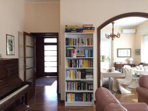 File 000 (26)